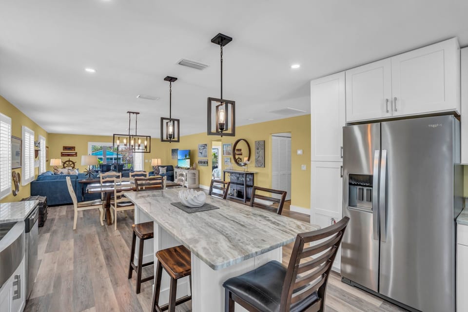 Upper kitchen