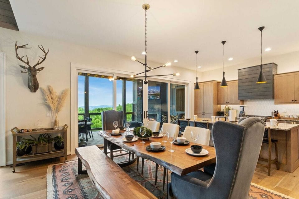 Dining Table with Access to the Deck