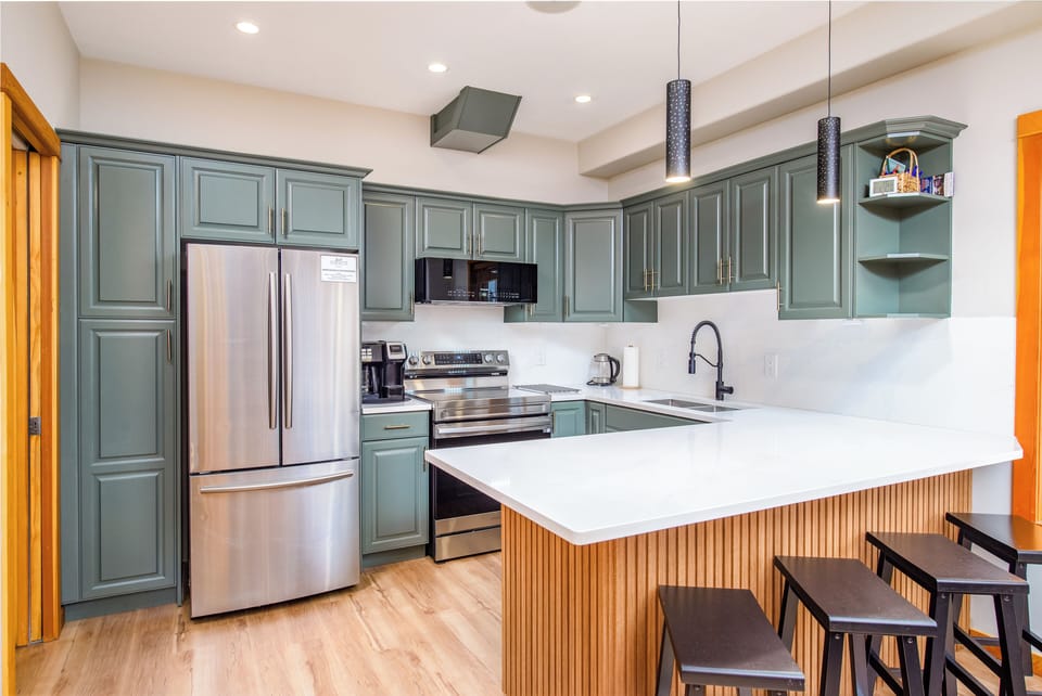 Brand New Appliances, Quartz Countertops and Eat-In Peninsula. 