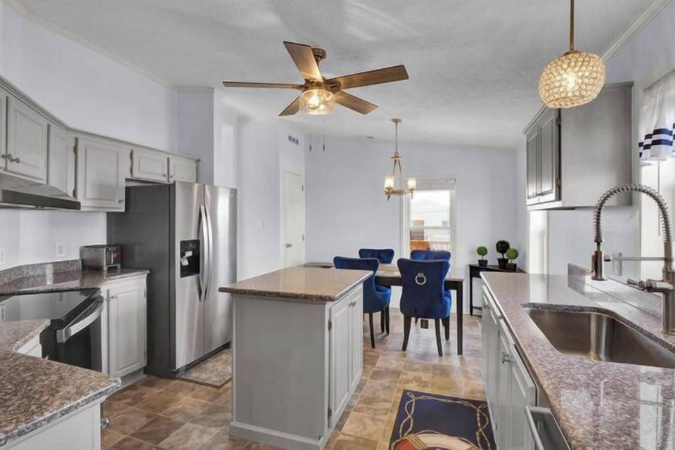 Equipped Kitchen