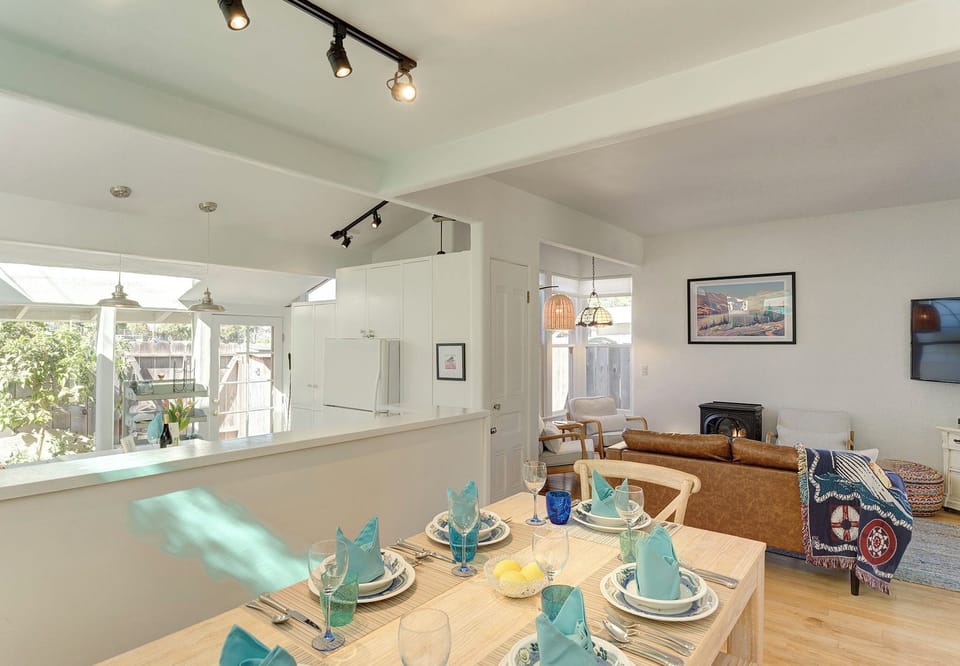 Dining Area Next to the Kitchen