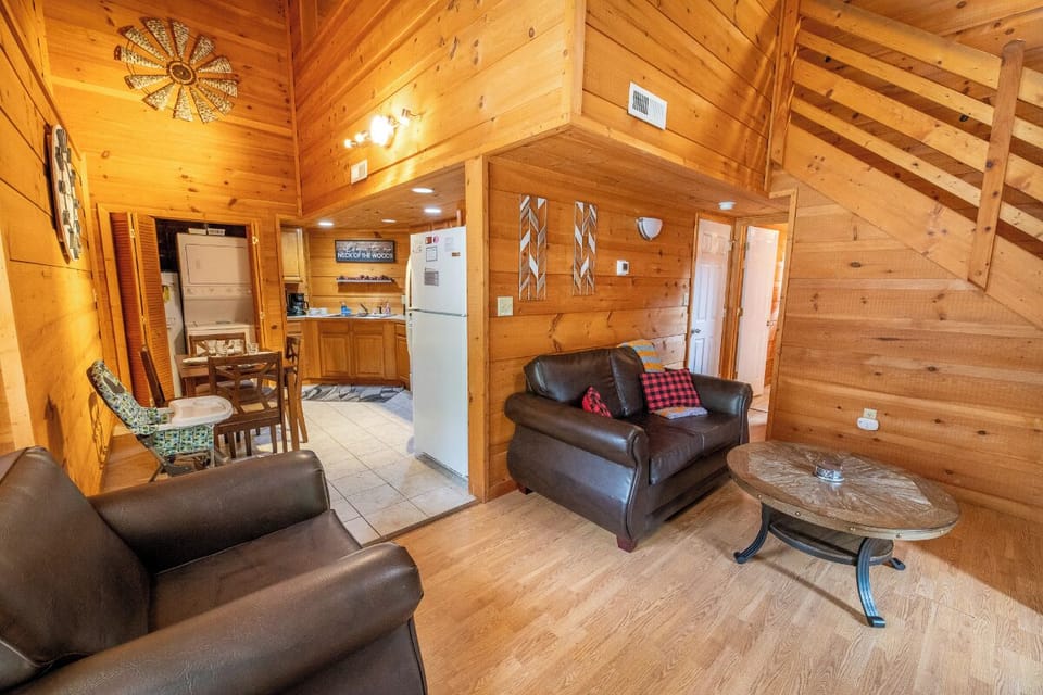Chalet Morning Pearl's cozy living area