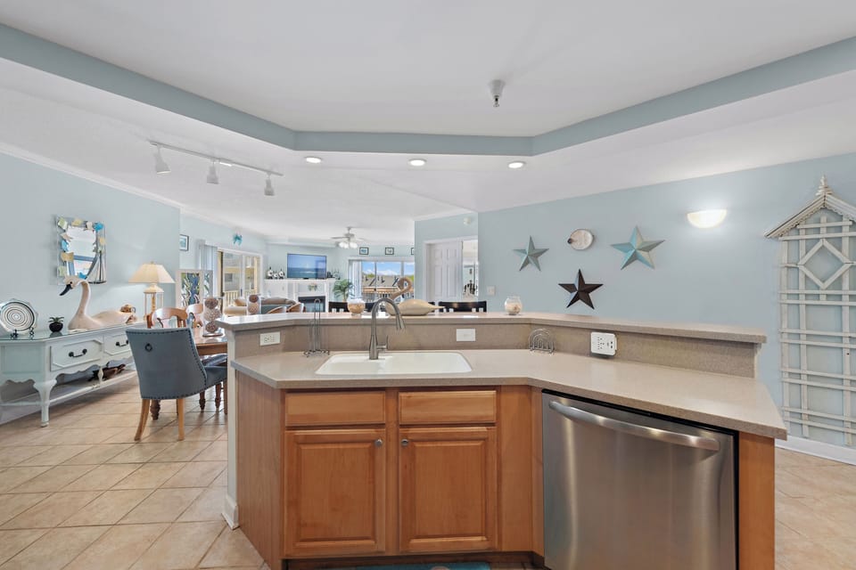 It is clear that no detail has been overlooked in the gorgeous Kitchen!