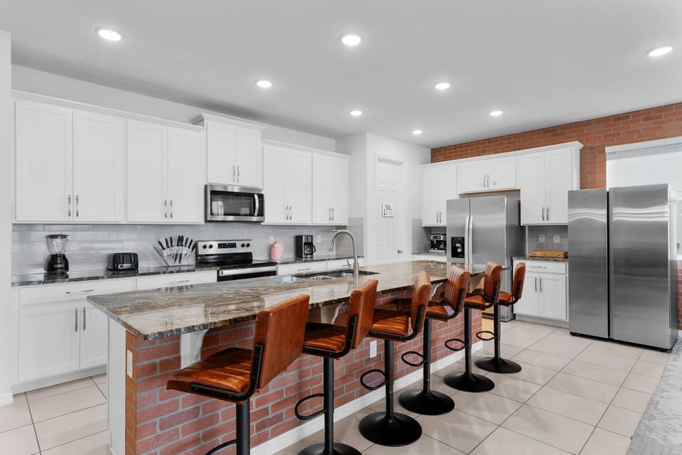 8900 Tropical Haven Court (10).jpg