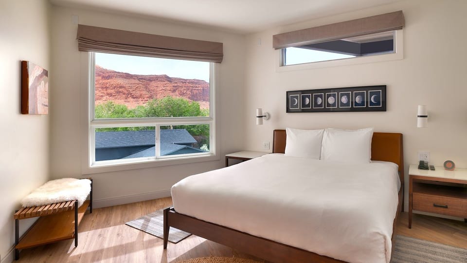 Unit with King size bed