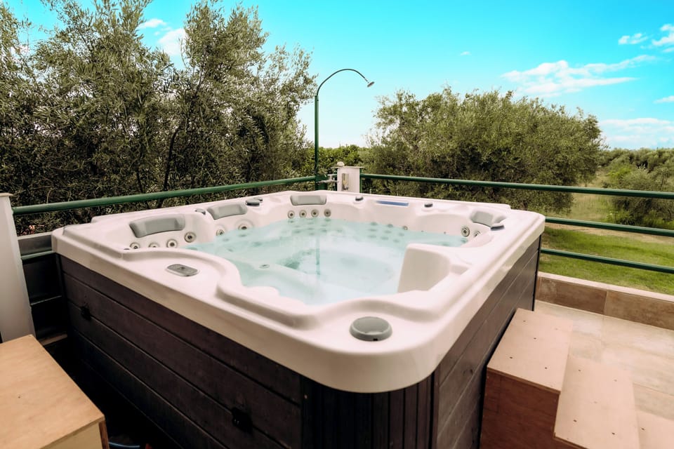 Jacuzzi