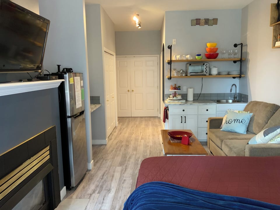 104B Studio