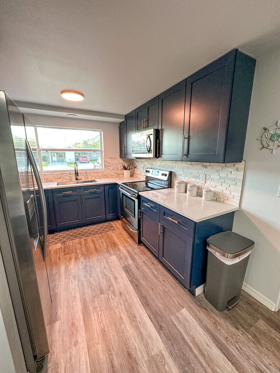 Fully stocked kitchen