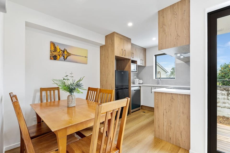The dining table is a great space to eat together, play games or do a jigsaw puzzle.