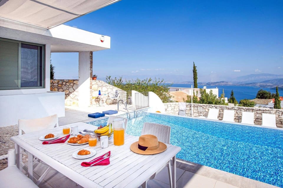 Villa Armonia image