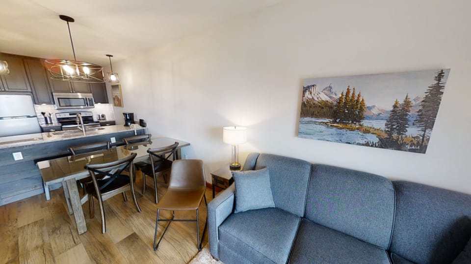 Indoors, Furniture, Living Room, Couch, Table