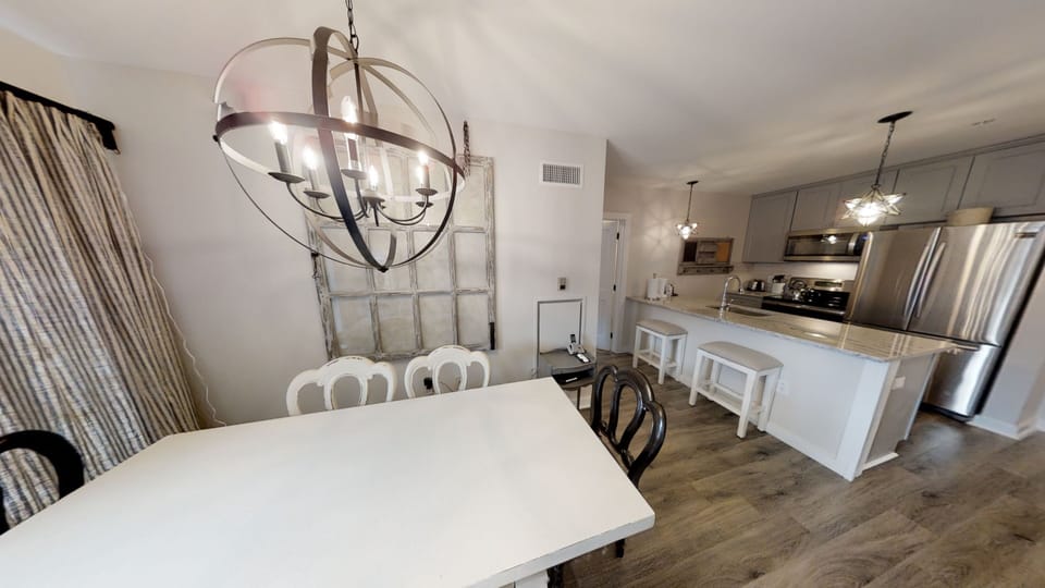 Dining Room, Dining Table, Furniture, Indoors, Table