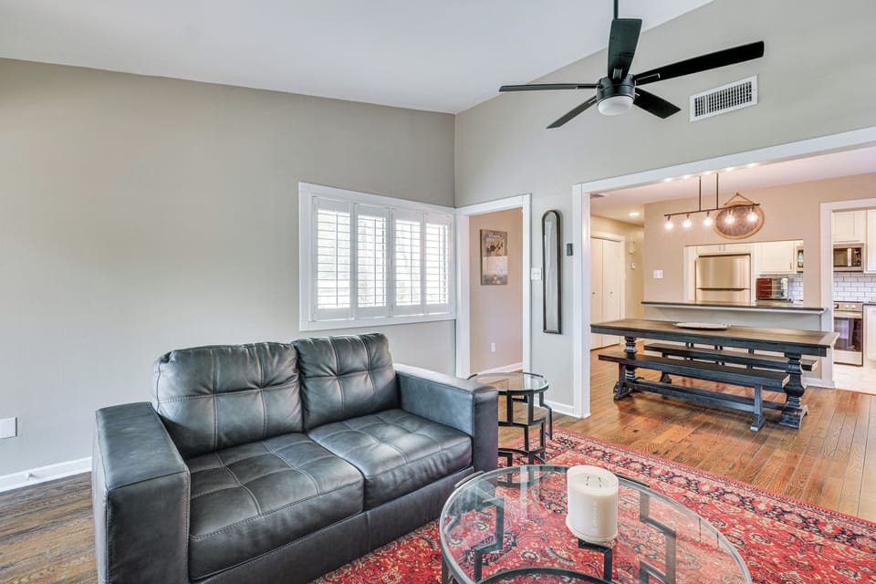 Living Room | Central Air Conditioning & Heating | Fireplace | 1st Floor