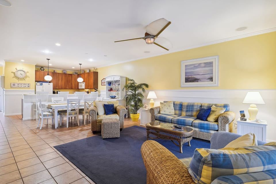 Main Level,Living Area,