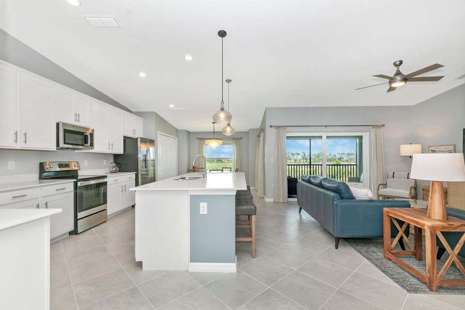 Airy and open space for comfort and entertaining