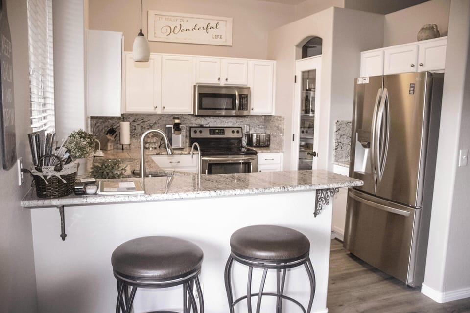 Kitchen & Pantry