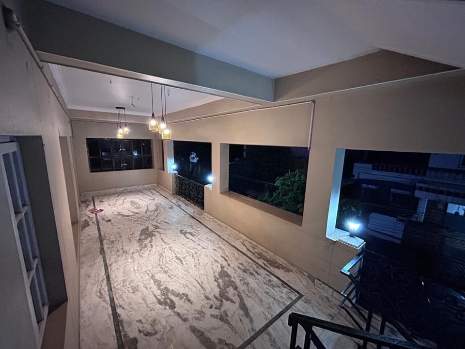1st Floor Balcony 