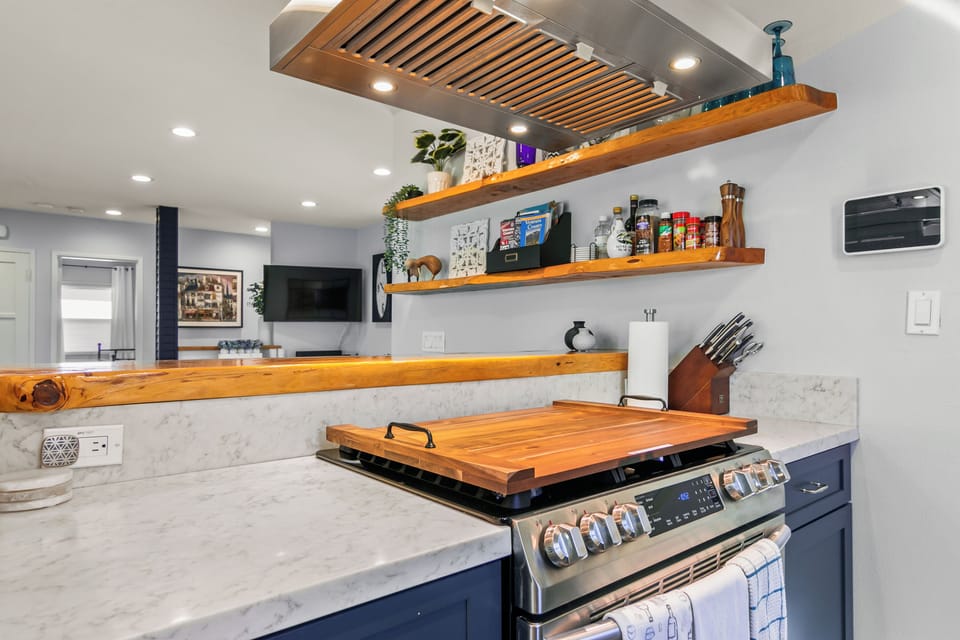 This beautifully stocked kitchen is small but mighty!