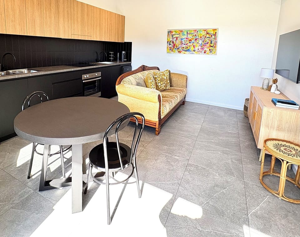Dining | Living area