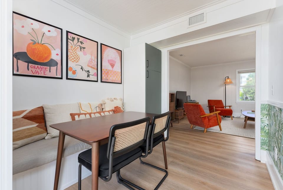 Stylish breakfast nook