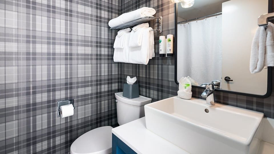 Start mornings smoothly with plenty of counter space and essentials.