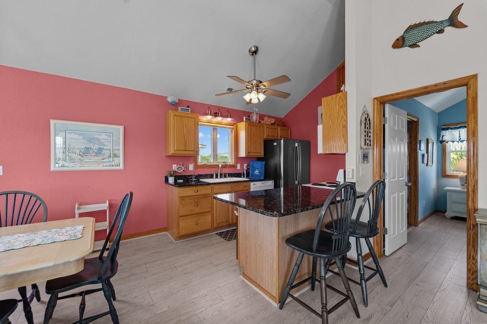 Top-Level Kitchen with Bar (seats 2)