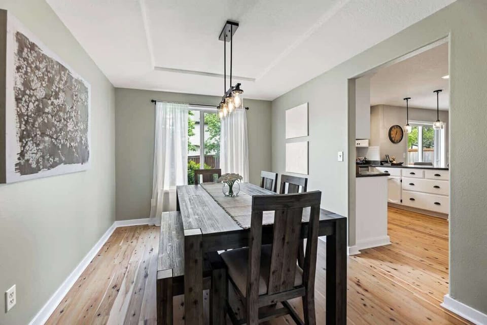 dining room off kitchen