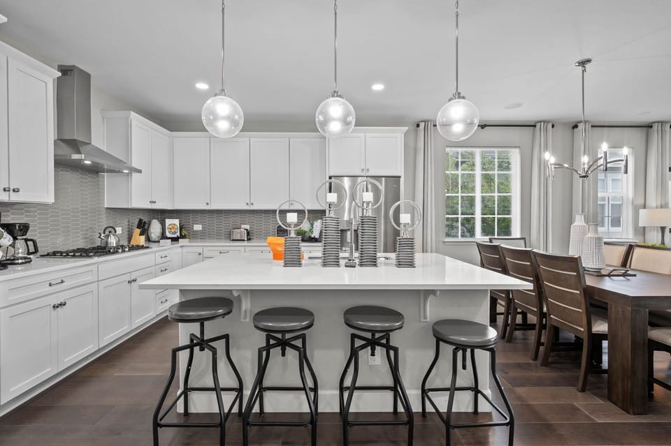 Fully Stocked Kitchen