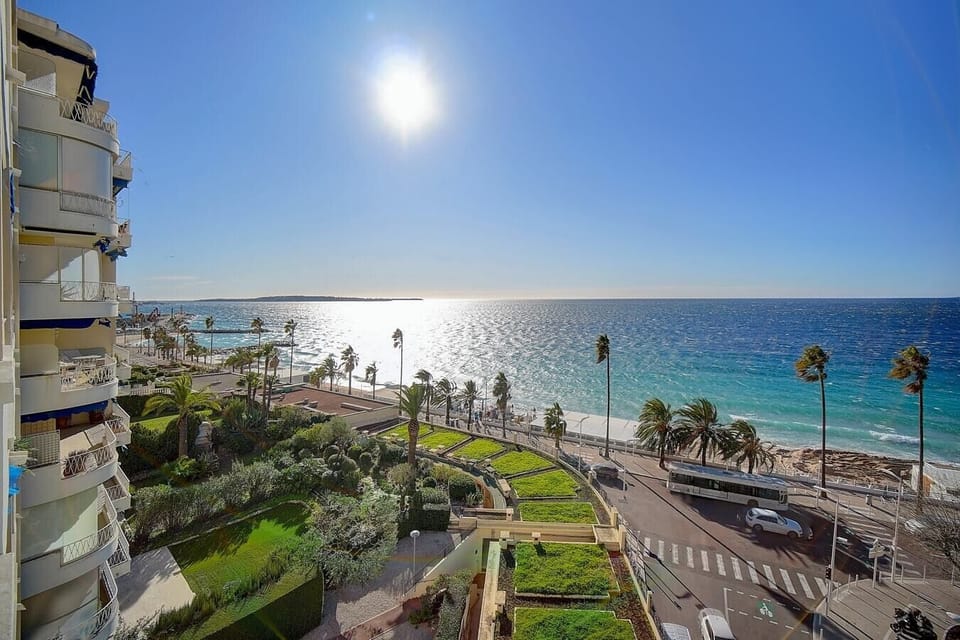 Beach/ocean view