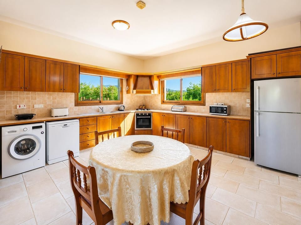 Equipped kitchen
