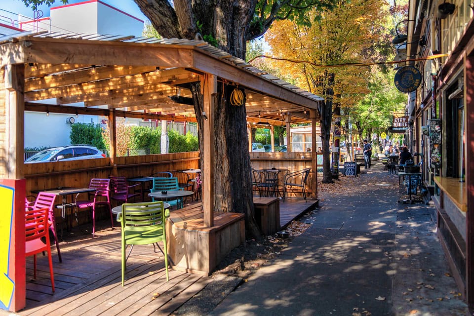 Outdoor dining
