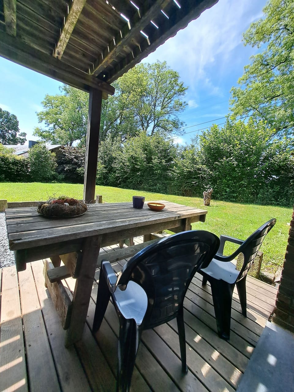 Outdoor dining