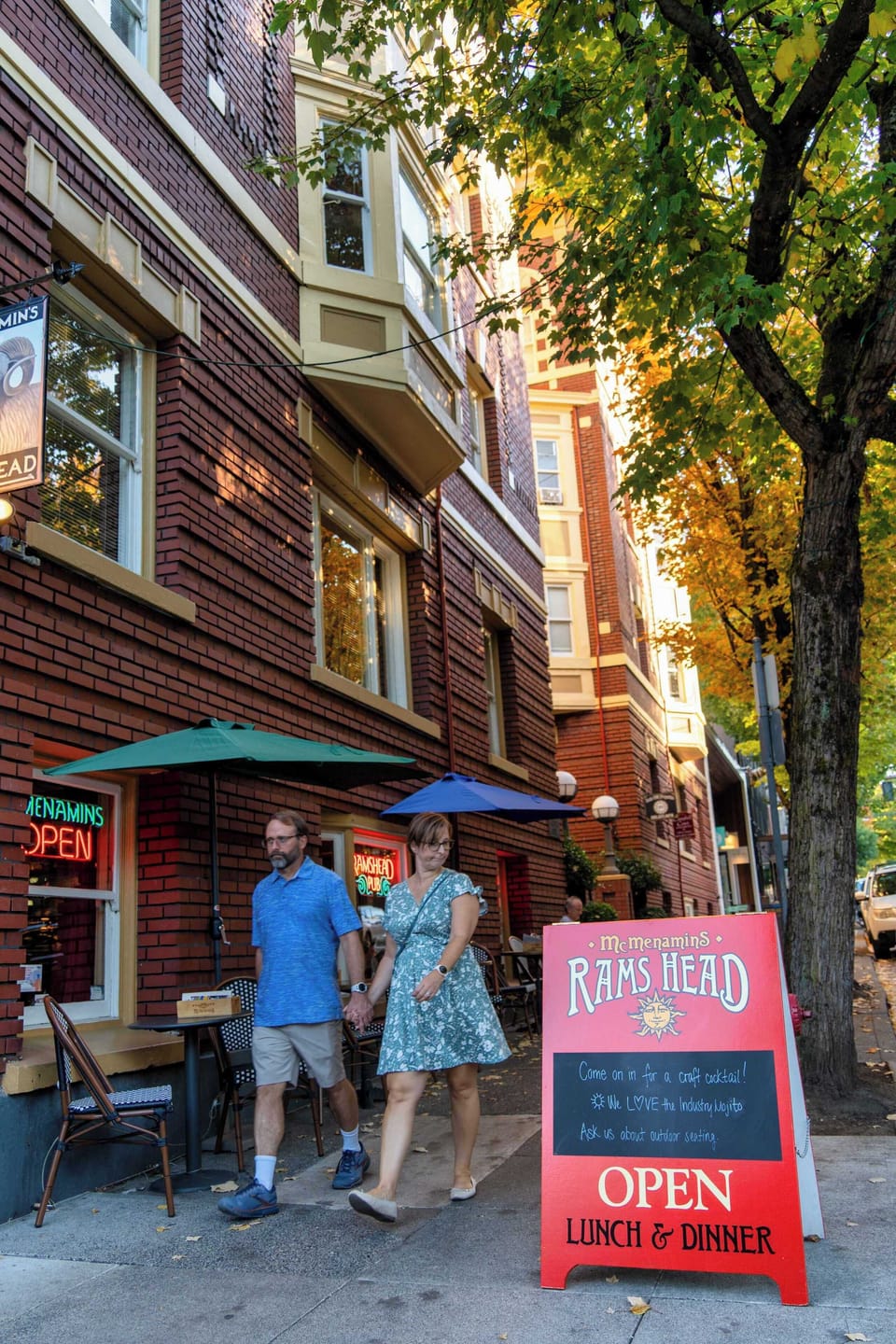 NW 23rd Avenue — restaurants and cafes at every corner