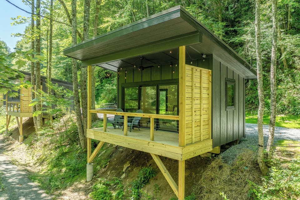 Exterior - Porch View (photo taken before hot tub was added)