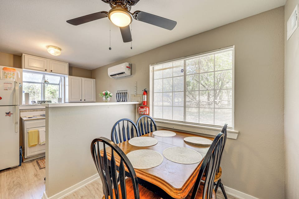 Dining Area | High Chair
