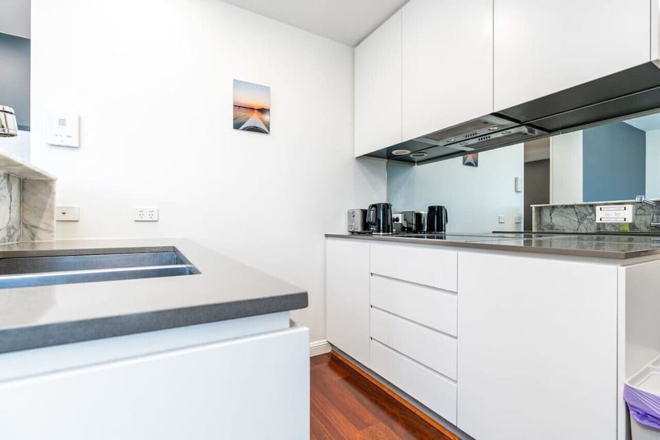 Enjoy our fully equipped kitchen, featuring modern appliances and all the essentials you need to prepare your meals. It`s a space designed for convenience and ease.
