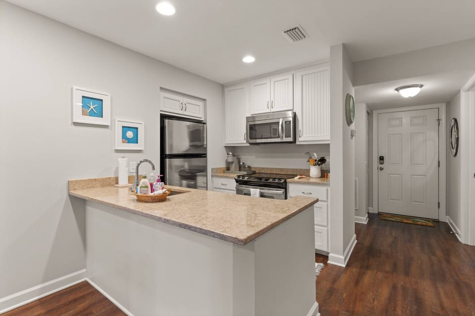 Set some appetizers out on the spacious countertop while dinner is still in the oven.