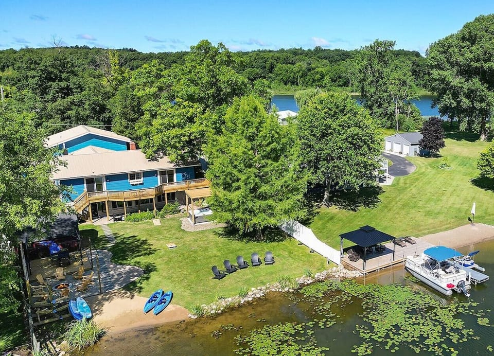 Stunning aerial view of Sapphire Springs—your ultimate lakefront retreat for relaxation and adventure.