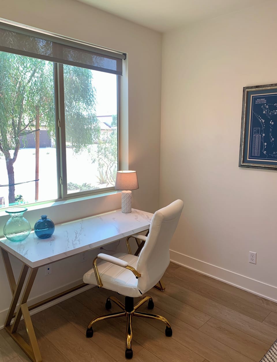 Laundry room / office 
