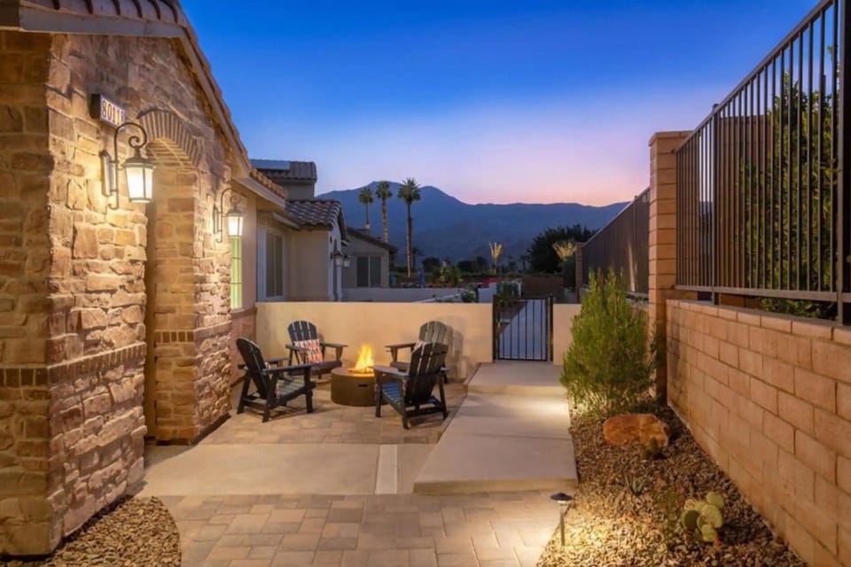 Fire pit