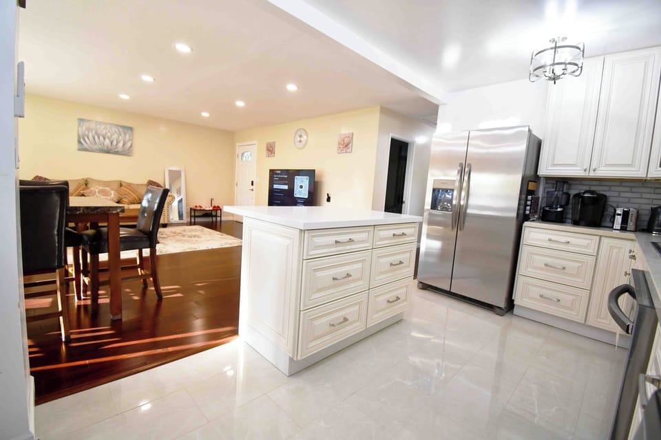 Kitchen with Island