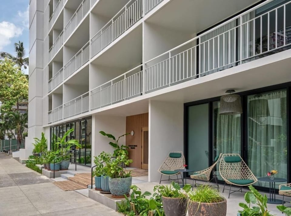 Discover a warm welcome from the moment you arrive.