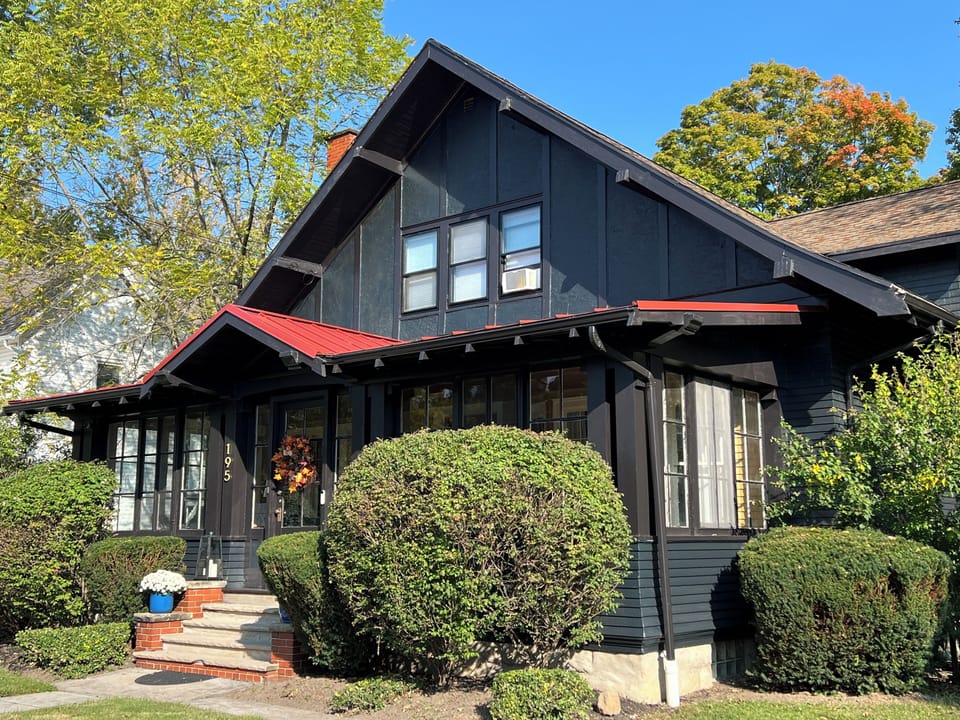 Welcome to our Bungalow! 