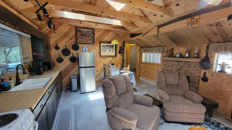 Family/Kitchen
