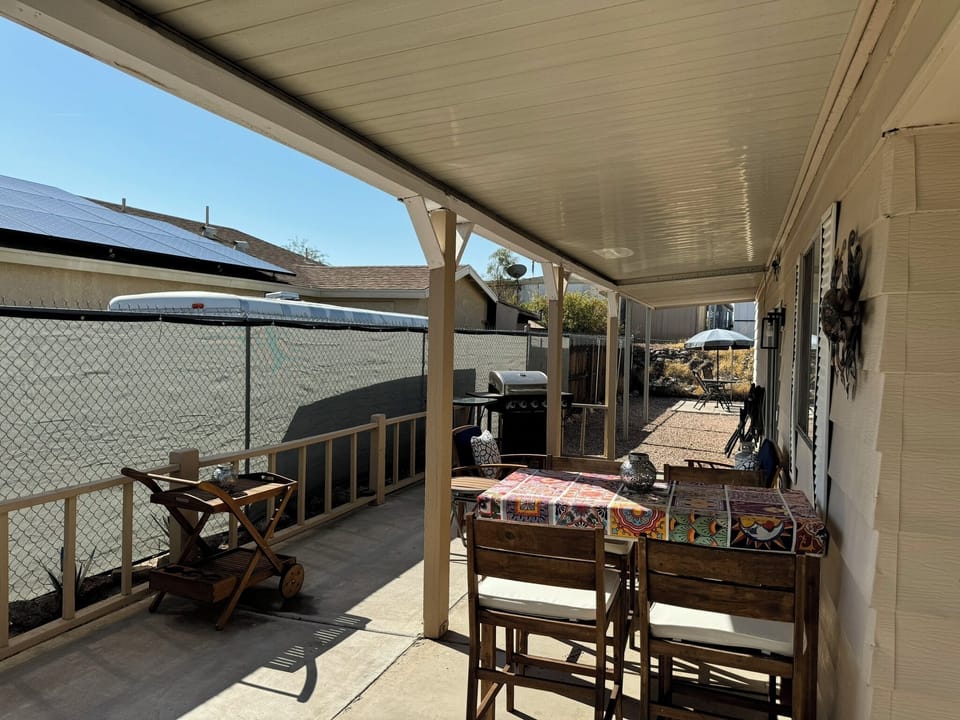 Outdoor dining