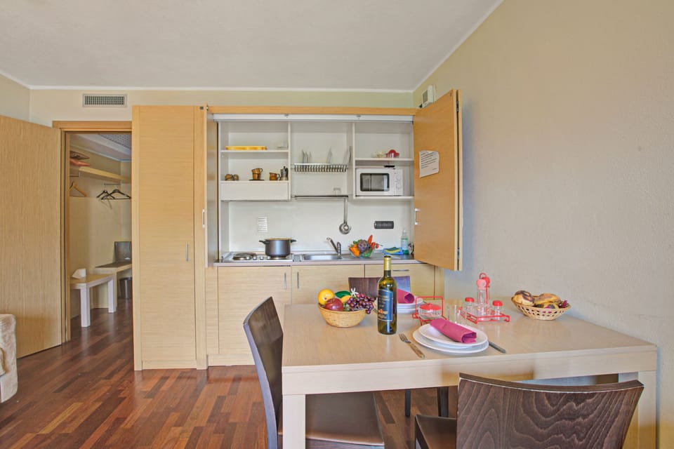 Kitchen and dining area