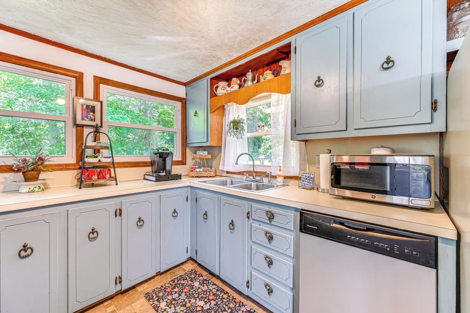 Kitchen | Stove | Wall Oven | Refrigerator | 1st Floor