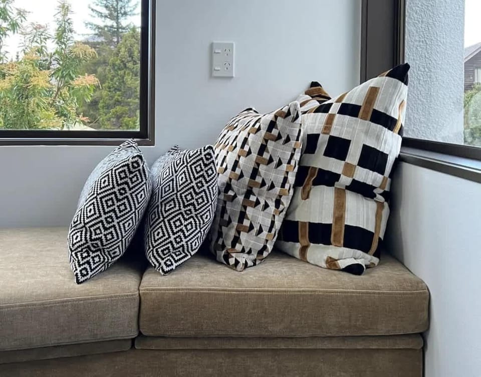 Cosy conversation nook 