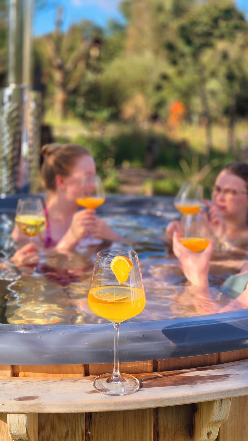 Outdoor spa tub