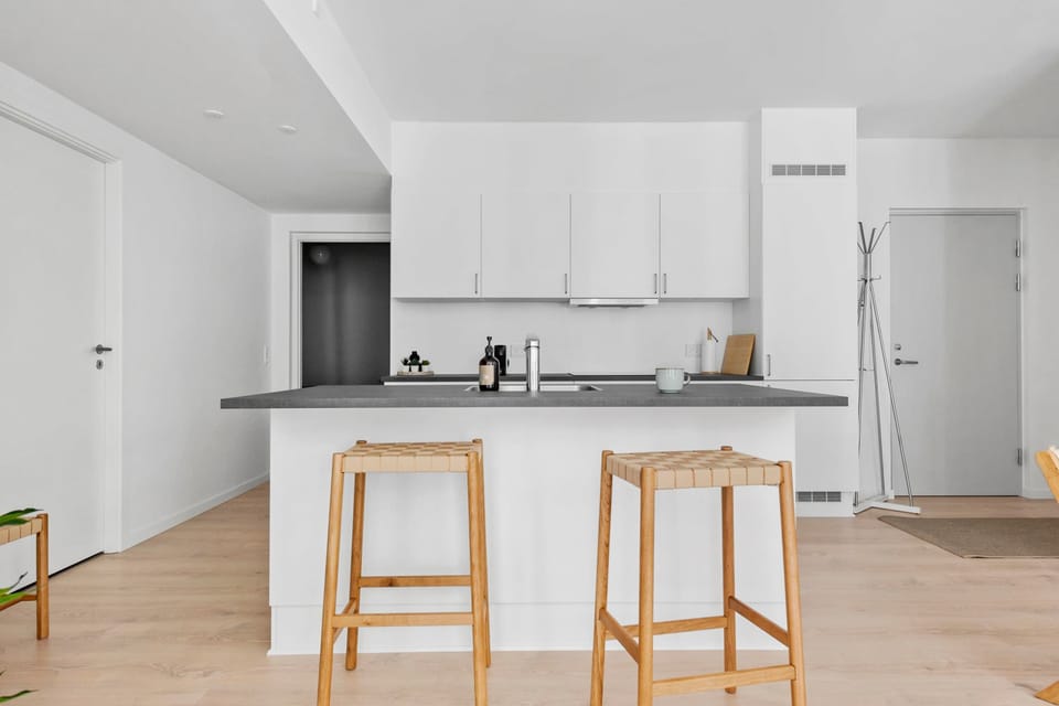 Kitchen seats.